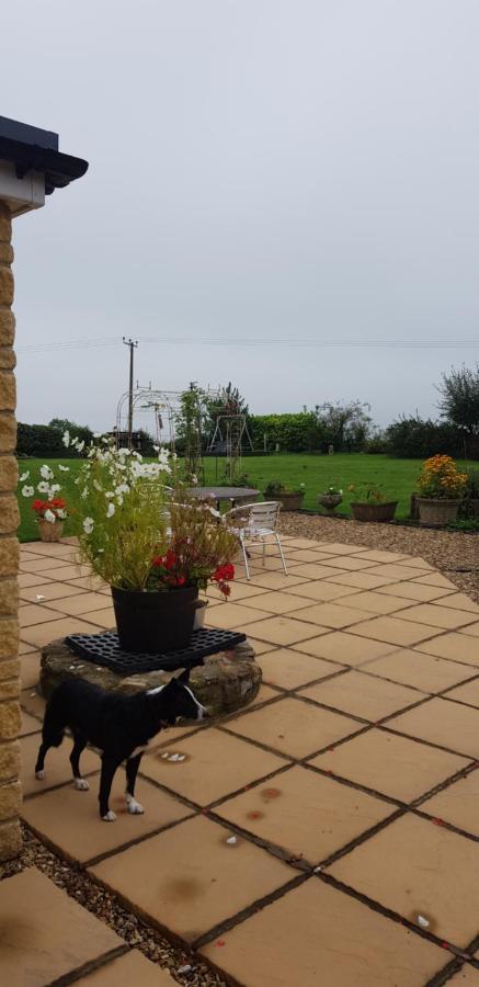 The Old Sun Private Cottage Frome Exterior foto